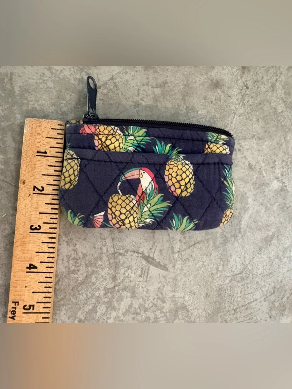 Vera Bradley bradleypattern cottonfeatures